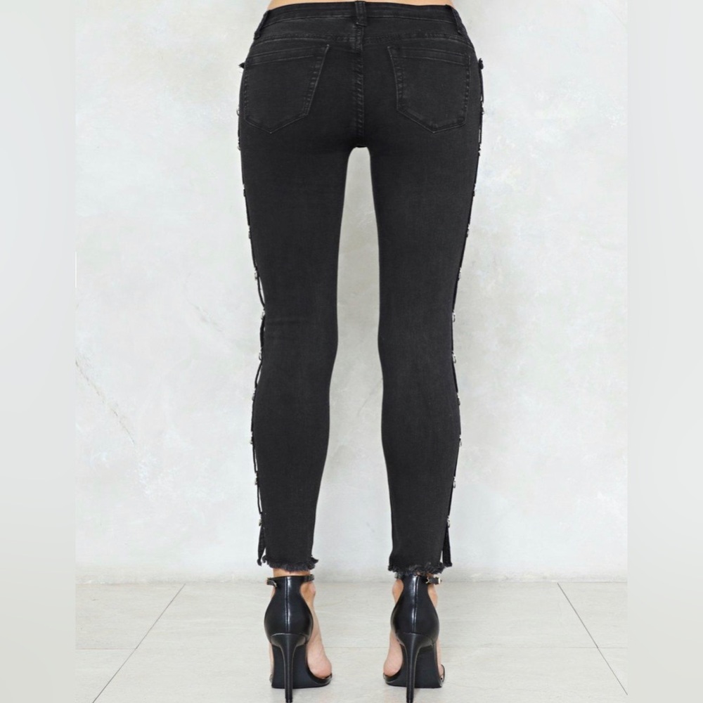 NEW with tags! Redial jeans from Nasty Gal. Silver ring accents. Festival. - Picture 3 of 7